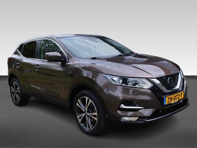 Nissan QASHQAI 1.6 N-Connecta | Trekhaak | Stoelverwarming Half leder | 360 Camera | Comfort pakket