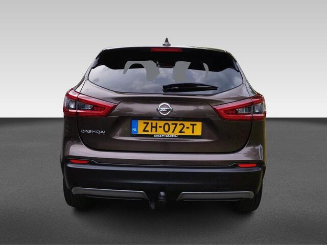 Nissan QASHQAI 1.6 N-Connecta | Trekhaak | Stoelverwarming Half leder | 360 Camera | Comfort pakket