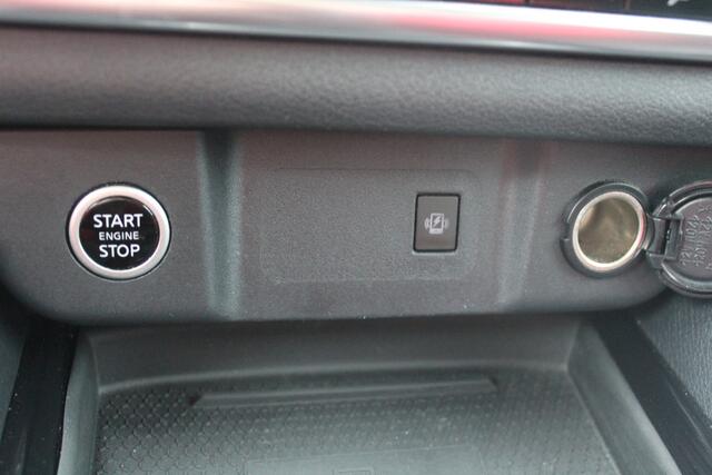 Nissan QASHQAI 1.3 MHEV Acenta Keyless start-stop l 360 graden camera l Dodehoek detectie l Apple carplay / Android auto l Cruise control l