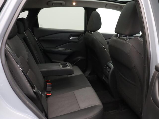 Nissan QASHQAI 1.3 MHEV N-Connecta | Panoramadak | Rondomzicht camera | Trekhaak | Apple Carplay & Android Auto |