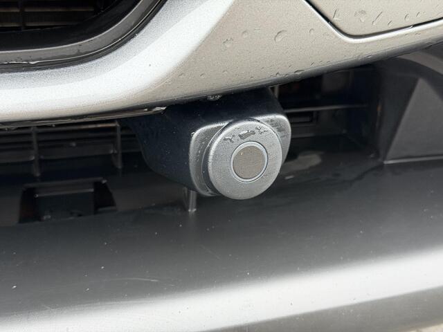 Nissan QASHQAI Design Edition 1.3 DIG-T 160PK DCT7 Automaat Navigatie, Rondomzichtcamera, Trekhaak, Panoramadak, Stoelverwarming