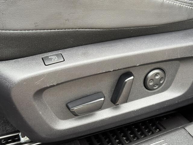 Nissan QASHQAI 1.3 MHEV Xtronic Tekna Plus / Head-Up Display / Google Maps Navi / MassageStoelen /