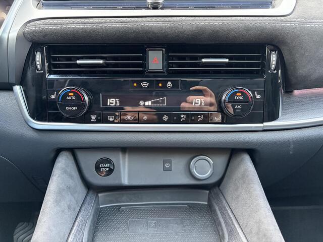 Nissan QASHQAI 1.5 e-Power Tekna Plus / Stoel- en stuurwielverwarming / Voorruitverwarming / Massagestoelen / Leder interieur / Panoramadak /