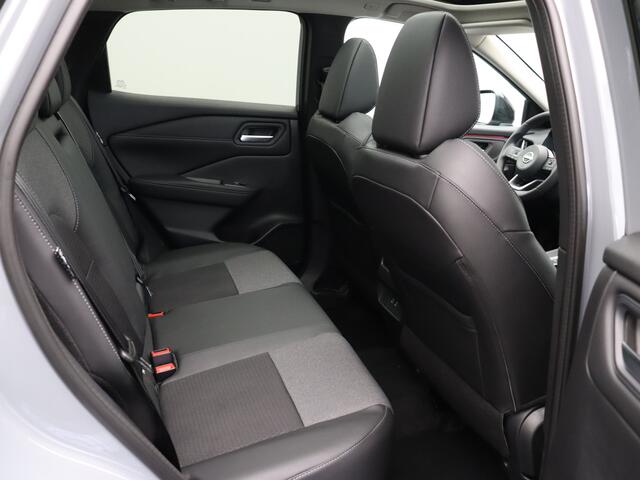 Nissan QASHQAI N-Connecta + Panoramisch glazen dak + Cold Pack e-Power | 12.3" TFT digitale cockpit | Audiosysteem met DAB, Apple Carplay & Android Auto, USB-aansluiting, stuurwielbediening en 6 luidsprekers | Blind Spot Warning & Intervention (BSW + BSI)