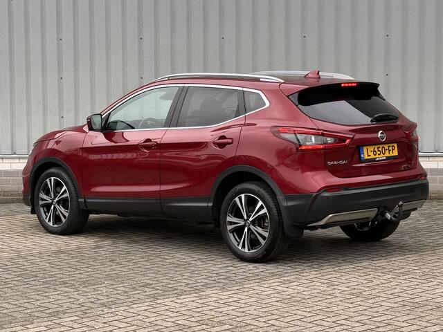Nissan QASHQAI 1.3 DIG-T Tekna / Trekhaak 1500 KG / Panoramadak / Navigatie / Stoelverwarming / 360 Graden Camera / Apple CarPlay/Android Auto / Elektrisch Verstelbare Bestuurdersstoel / Climate Control / Cruise Control /