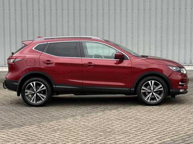 Nissan QASHQAI 1.3 DIG-T Tekna / Trekhaak 1500 KG / Panoramadak / Navigatie / Stoelverwarming / 360 Graden Camera / Apple CarPlay/Android Auto / Elektrisch Verstelbare Bestuurdersstoel / Climate Control / Cruise Control /