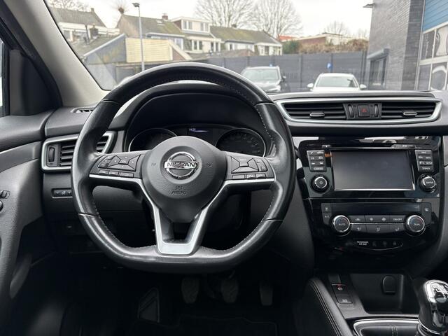 Nissan QASHQAI 1.2 N- connecta 18", panodak, trekhaak