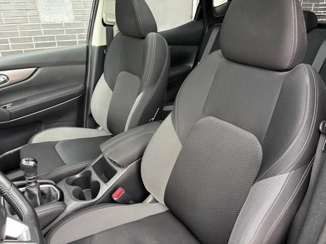 Nissan QASHQAI 1.2 N- connecta 18", panodak, trekhaak