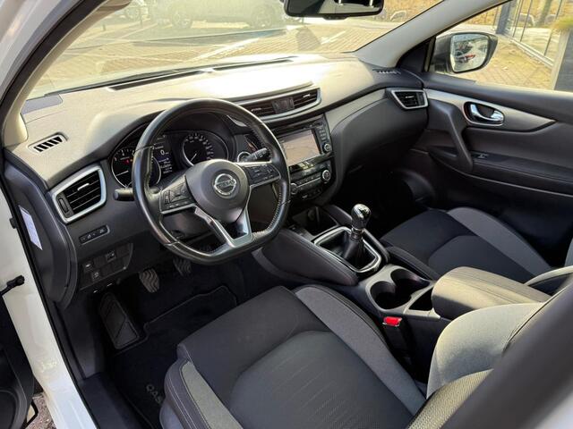 Nissan QASHQAI 1.2 N-Connecta *Trekhaak & Design Pack*