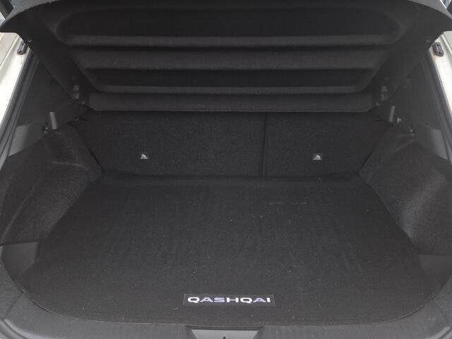 Nissan QASHQAI 1.3 MHEV Xtronic Tekna | 1e Eigenaar | Panoramadak | Trekhaak | Nagiatie | AppleCarplay/AndroidAuto |