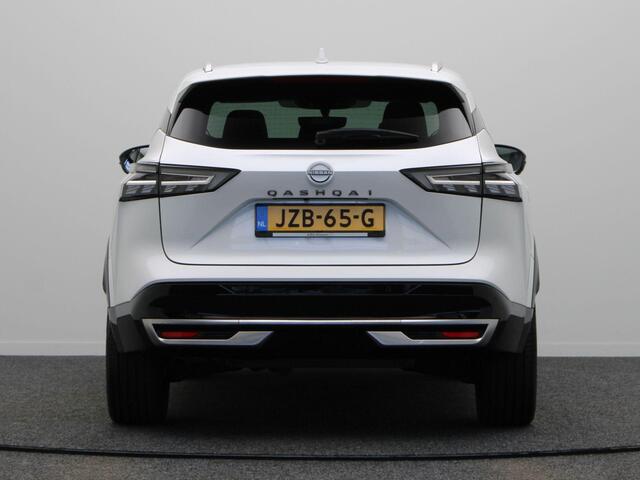 Nissan QASHQAI 1.3 MHEV Xtronic Tekna Plus | Panorma dak | Lederen bekleding | BOSE audio | Rondomzicht camera | Sfeerverlichting | Pilot Assist | 1800KG trekgewicht! |