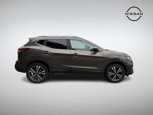 Nissan QASHQAI 1.3 DIG-T N-Connecta Design Pack
