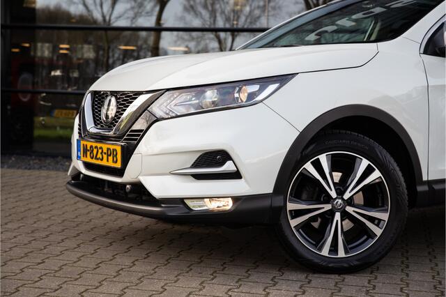 Nissan QASHQAI 1.3 DIG-T N-Connecta , Panoramadak, Trekhaak,