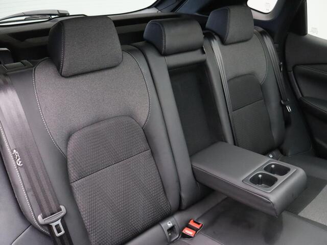 Nissan QASHQAI 158pk MHEV Xtronic N-Connecta | Panoramadak | Pilot Assist | Elektrische achterklep | Head-up Display | Stoel, stuur en voorruit verwarming | Rondomzicht camera |