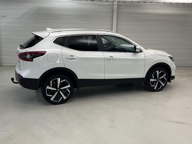 Nissan QASHQAI 1.3 DIG-T Premium Edition / lederen bekleding / Naviagtie / LM velgen / Panorama dak.