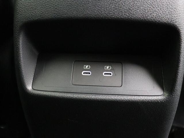 Nissan QASHQAI 158pk MHEV Xtronic N-Connecta | 360 camera | Stoel stuur verwarming | Clima | Head-Up Display.