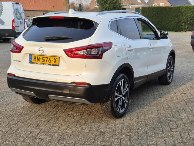 Nissan QASHQAI 1.2 N-Connecta Navigatie /Panoramadak / Cruisecontrol/ Airco/4 Seizoenenbanden