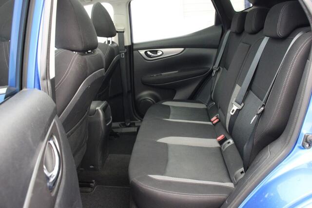Nissan QASHQAI 1.2 N-Connecta - Panorama, Navi, Camera, PDC