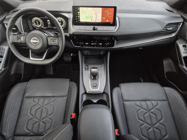 Nissan QASHQAI 1.3 MHEV Xtronic Tekna Automaat / Nieuw Model / Facelift / Fabrieksgarantie tot 04-2028 / HUD / Trekgewicht 1800 kg / Cold Pack / Rondomzicht camera / Elektrische achterklep / Apple Carplay Android Auto / Stuur-, Stoel en Voorruit verwarming /