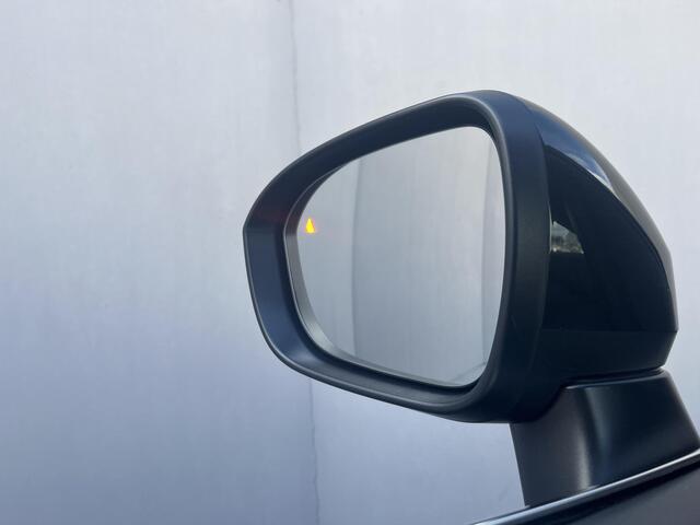 Nissan QASHQAI 1.3 MHEV Acenta / Trekhaak (1400 KG) / 17" Lichtmetalen Velgen / Apple Carplay & Android Auto / Stoelverwarming / Navigatie / 100% dealer onderhouden