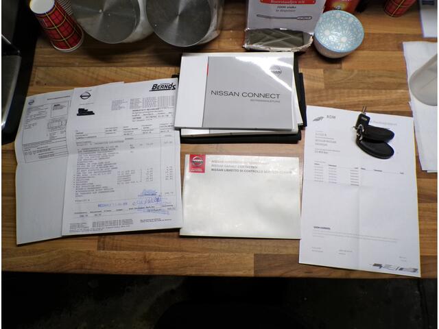 Nissan QASHQAI 1.2 Tekna AUTOMAAT NAVI CAMERA PANORAMADAK TEL ETC