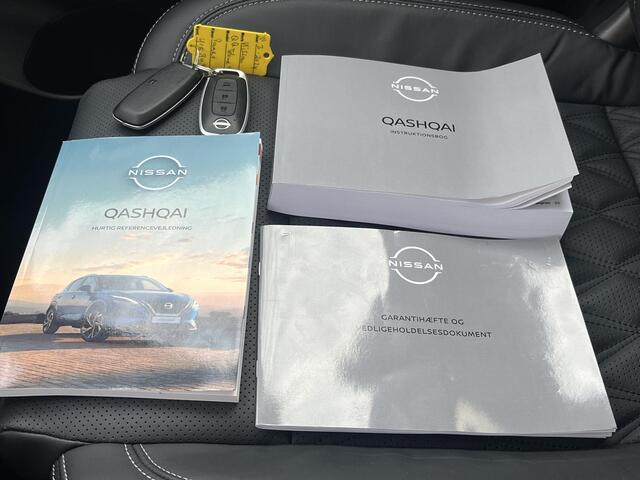 Nissan QASHQAI 1.3 MHEV Xtronic Tekna Plus / Head-Up display / Panoramadak / Trekgewicht 1800 kg / Elektrische achterklep / Stoel met massage functie / Rondomzicht camera / Stuur-, Stoel en Voorruit verwarming / Bose Audio Systeem /