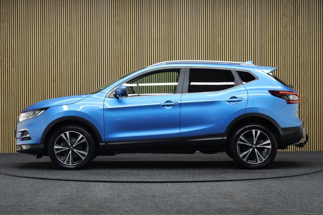 Nissan QASHQAI 1.3 DIG-T Design Edition | Panoramadak | Trekhaak | Cruise-control | 360° Camera | Clima | Navigatie | Parkeersensoren V+A | Keyless | LM Velgen | All-season Banden