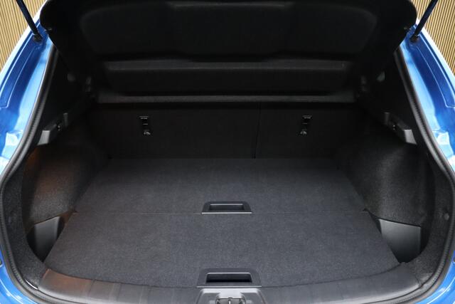 Nissan QASHQAI 1.3 DIG-T Design Edition | Panoramadak | Trekhaak | Cruise-control | 360° Camera | Clima | Navigatie | Parkeersensoren V+A | Keyless | LM Velgen | All-season Banden