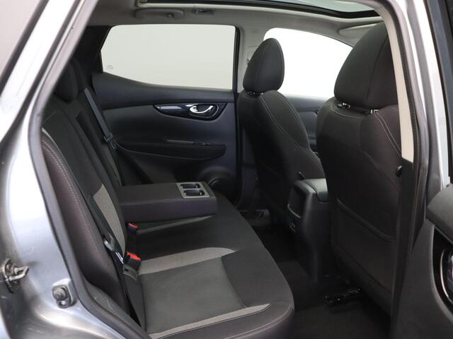 Nissan QASHQAI 1.3 DIG-T Design Edition | Rondomzicht Camera | Panoramadak | All Season Banden |
