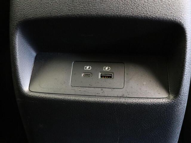 Nissan QASHQAI 158pk MHEV Xtronic N-Connecta | Lichtmetalen velgen | Adaptive cruise control | Climate control | Apple / Android Carplay |