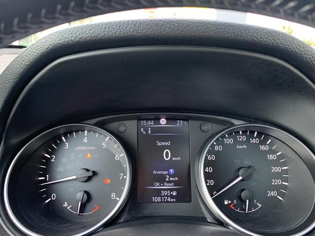 Nissan QASHQAI 1.2 Tekna + | 360° Camera | Trekhaak | Panoramadak | Leder |