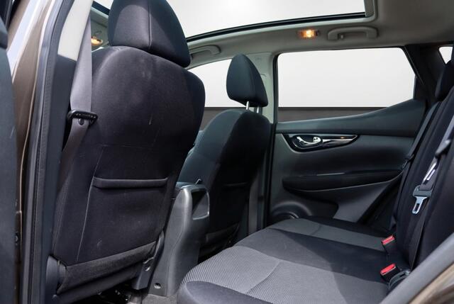 Nissan QASHQAI 1.2 N-Connecta Pano l Camera l Automaat