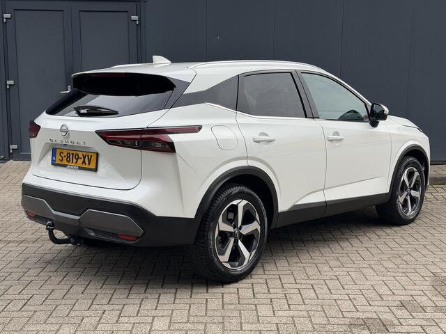 Nissan QASHQAI 1.3 MHEV N-Connecta / Trekhaak (1400 KG Trekgewicht) / All Season Banden / Dode Hoek Detectie / Apple Carplay / Android Auto / Panoramadak / 360 Graden Camera / Cruise Control Adaptief