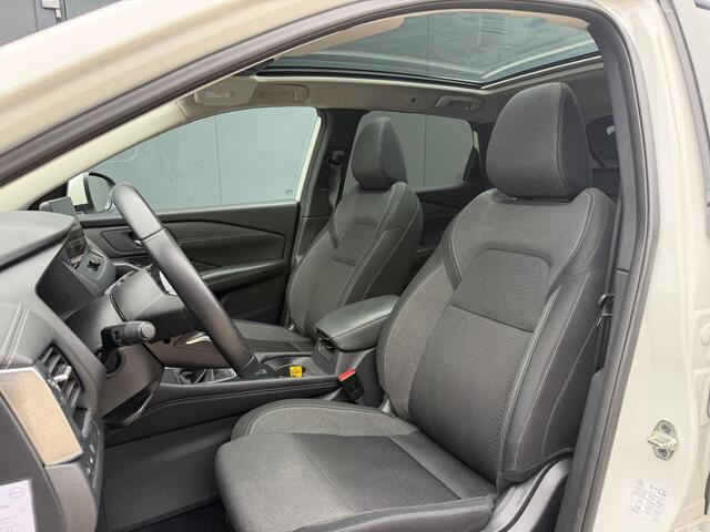 Nissan QASHQAI 1.3 MHEV N-Connecta / Trekhaak (1400 KG Trekgewicht) / All Season Banden / Dode Hoek Detectie / Apple Carplay / Android Auto / Panoramadak / 360 Graden Camera / Cruise Control Adaptief