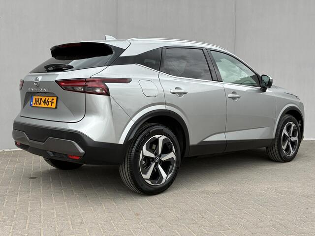 Nissan QASHQAI 1.3 MHEV N-Connecta / Panorama dak / Stoel-/Stuur-/Voorruitverwarming / Adaptieve Cruise Control / Trekgewicht 1.400KG / Achteruit-/360 Camera / Navigatie / Apple Carplay/Android Auto /