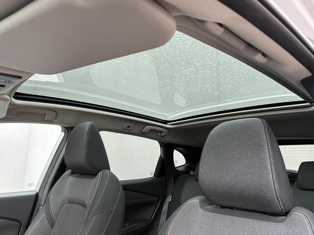 Nissan QASHQAI 1.3 MHEV N-Connecta / Panorama dak / Stoel-/Stuur-/Voorruitverwarming / Adaptieve Cruise Control / Trekgewicht 1.400KG / Achteruit-/360 Camera / Navigatie / Apple Carplay/Android Auto /