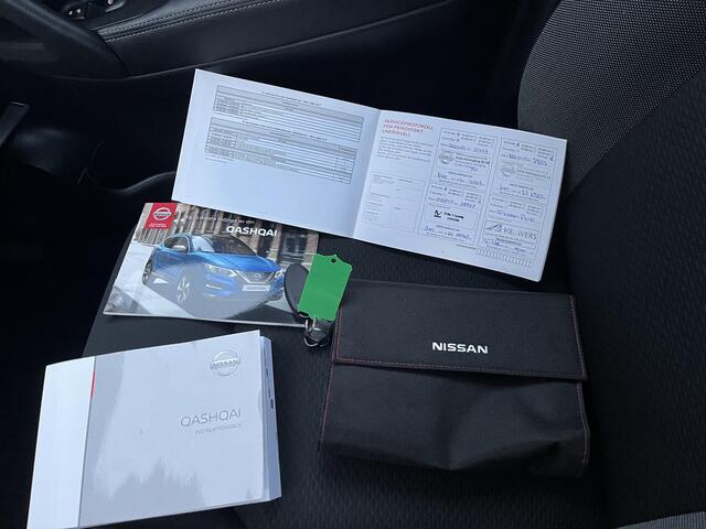 Nissan QASHQAI 1.3 DIG-T N-Connecta / Automaat / Dealer onderhouden / Navigatie / Stoel verwarming