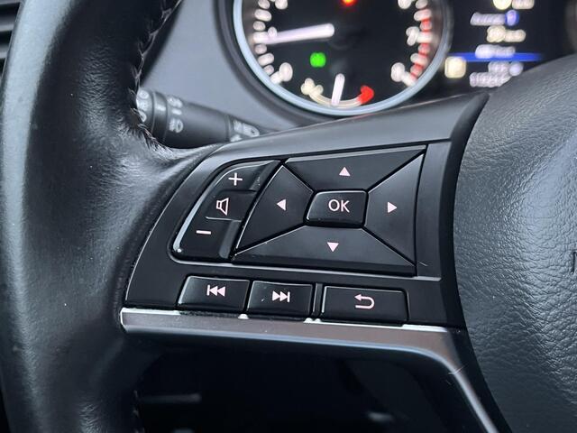 Nissan QASHQAI 1.3 DIG-T N-Connecta / Automaat / Dealer onderhouden / Navigatie / Stoel verwarming