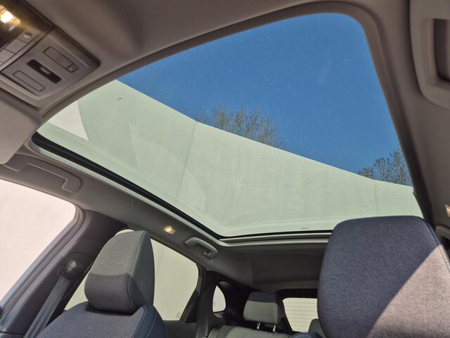 Nissan QASHQAI 1.3 MHEV Xtronic N-Connecta / Facelift Model / Fabrieksgarantie tot 03-2028<100.000 / Trekgewicht 1800 kg / Cold Pack & Pack Easy / Panorama dak / Head Up Display / Elektrische achterklep / Adaptief cruise control / Rondomzicht camera /