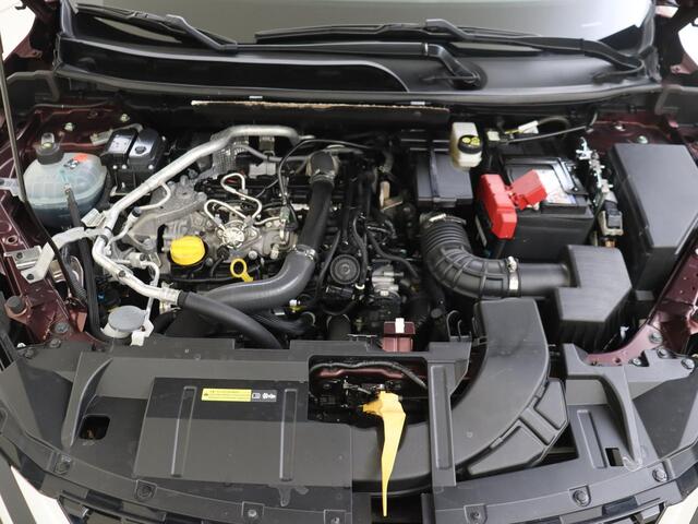 Nissan QASHQAI 1.3 MHEV Xtronic Tekna Design Pack | airco automatisch | Apple Carplay/Android | cruise control adaptief met Stop&Go en stuurhulp | dodehoekdetectie met correctie | file assistent | lederen/stof bekleding | lichtmetalen velgen 19" | matrix LED koplampen 