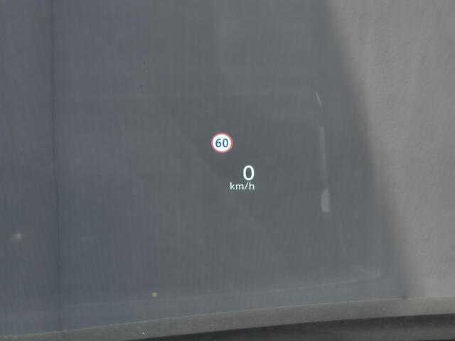 Nissan QASHQAI 1.3 MHEV Xtronic Tekna Plus / Facelift Model / Fabrieksgarantie tot 10-2027 / Dealer onderhouden / All season banden / Panoramadak / Trekgewicht 1800 kg / Head Up Display / Elektrische achterklep / Voorstoel met massage functie / Bose Audio Systeem / Stuu