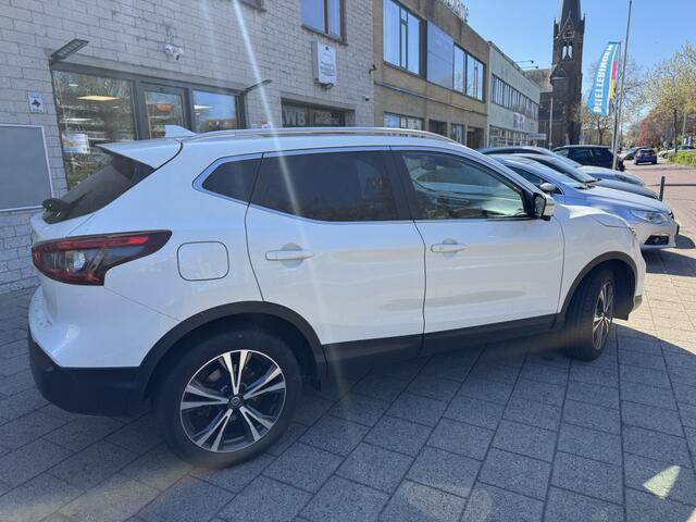 Nissan QASHQAI 1.2 N Connecta Panoramadak Camera