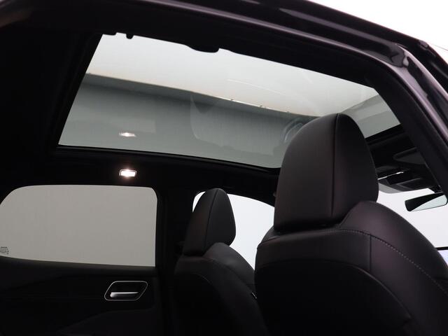 Nissan QASHQAI 158pk MHEV Xtronic Tekna Plus | Lederen bekleding | Elektrisch verstelbare voorstoelen | Stoel, stuur en voorrruit verwarming | Panoramadak | BOSE Audio |