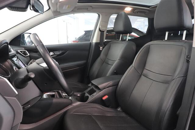 Nissan QASHQAI 1.6 Tekna | Leder | Panoramadak | 360° Camera | Stoelverwarming |