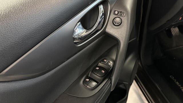 Nissan QASHQAI 1.2 N-Connecta | Pano dak | Navi