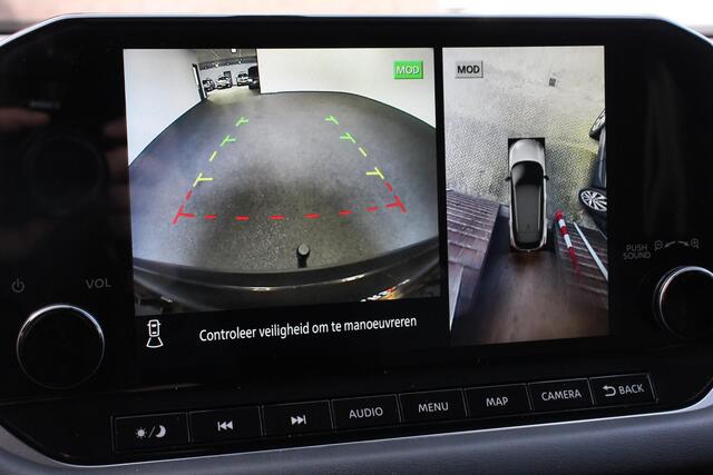 Nissan QASHQAI 1.3 DIG-T 158 pk Automaat N-Connecta Navigatie Apple Carplay/Android Auto Adaptive Cruise Control Parkeersensoren 360 camera Park Assist Lane Assist Stoel- en stuurwielverwarming Verwarmde voorruit LED koplampen Privacy Glass Trekhaak