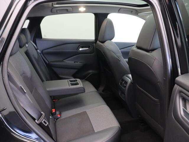 Nissan QASHQAI 158pk MHEV Xtronic N-Connecta | Panoramadak | Pilot Assist | Elektrische achterklep | Head-up Display | Stoel, stuur en voorruit verwarming | Rondomzicht camera |