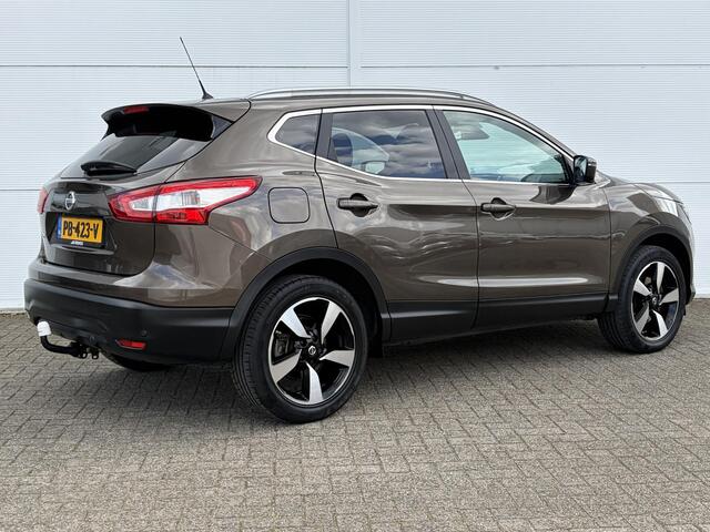 Nissan QASHQAI 1.2 N-Vision / Trekhaak ( 1200 kg ) / Design-pakket / Audio-navigatie full map /