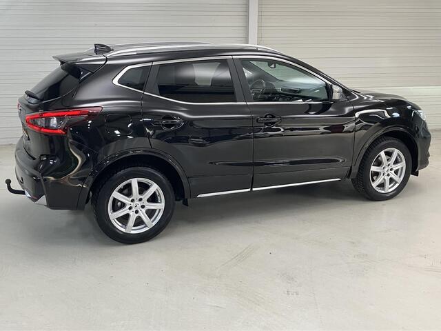 Nissan QASHQAI 1.3 DIG-T Tekna / Trekhaak / Panoramadak