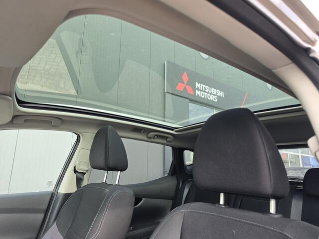 Nissan QASHQAI 1.2 N-Connecta | Achteruitrijcamera | Panoramadak | Navigatie |